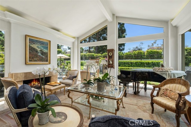 Detail Gallery Image 13 of 43 For 5 Rue Marseille, Newport Beach,  CA 92660 - 3 Beds | 2/1 Baths