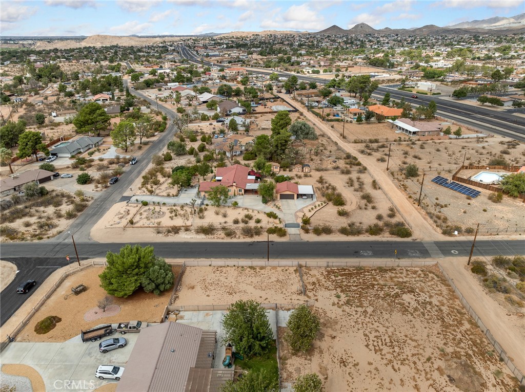 https://media.crmls.org/medias/468c3401-8068-4ddb-8fa3-7900d8ab06e8.jpg?preset=X-Large
