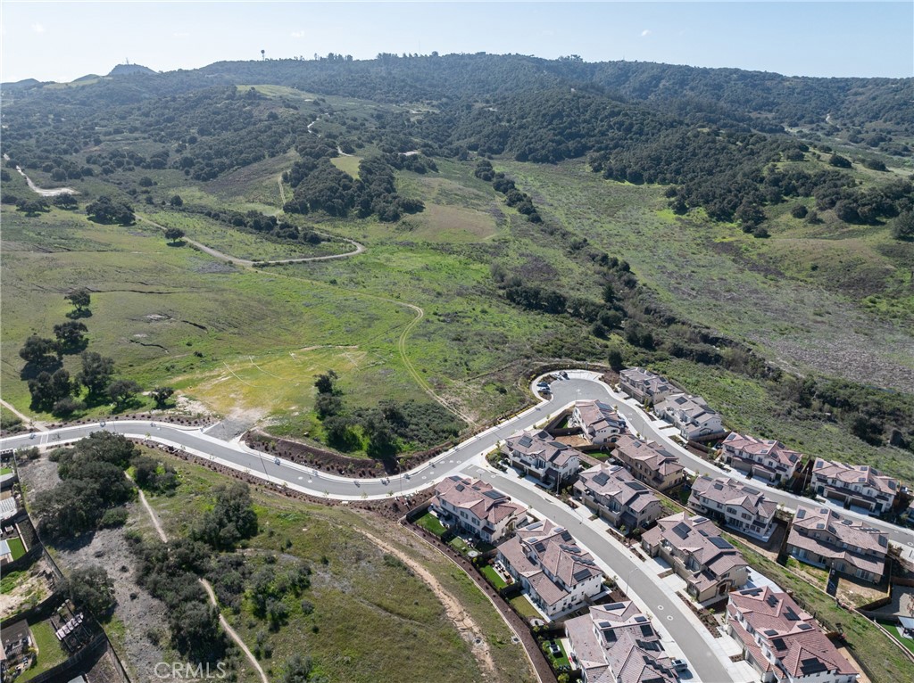 https://media.crmls.org/medias/468c718f-6d72-4016-a0d8-61fc07430e86.jpg?preset=X-Large