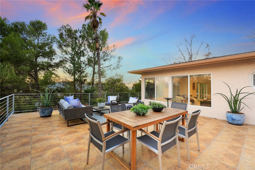 1640 Parkridge DriveGlendale img 2
