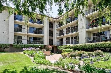Detail Gallery Image 2 of 16 For 13601 Del Monte Drive 54a,  Seal Beach,  CA 90740 - 2 Beds | 2 Baths