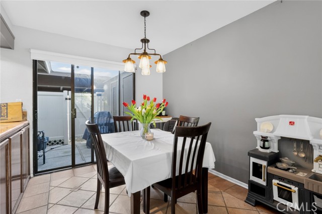 Detail Gallery Image 8 of 16 For 28867 Conejo View, Agoura Hills,  CA 91301 - 2 Beds | 2 Baths