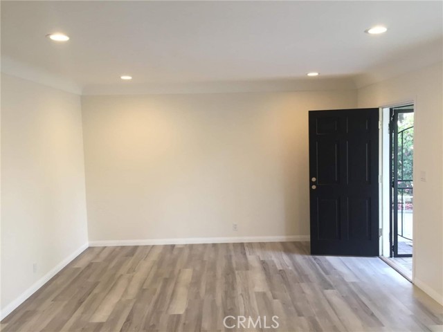 Detail Gallery Image 3 of 35 For 11810 Broadway, Whittier,  CA 90601 - 2 Beds | 1 Baths
