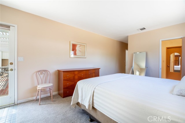 Detail Gallery Image 19 of 44 For 900 N California St, Burbank,  CA 91505 - 3 Beds | 2 Baths