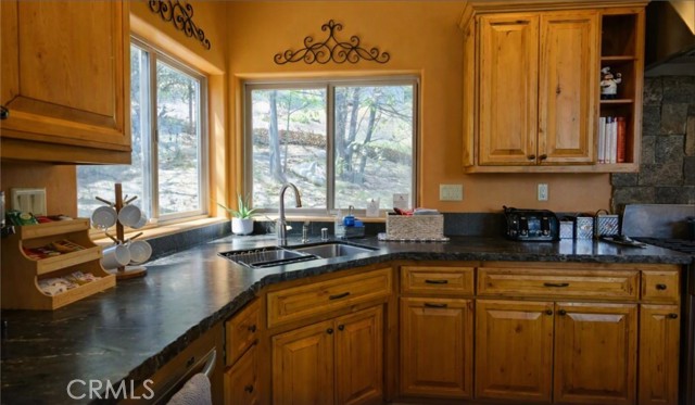 756 Brentwood, Lake Arrowhead, CA 92352
