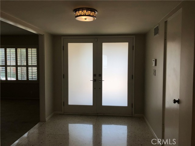 14687 Deervale Place, Sherman Oaks CA: https://media.crmls.org/medias/4690372b-f5ac-42a4-a173-25993a438c1f.jpg