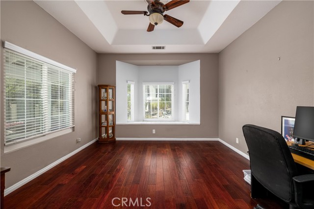 Detail Gallery Image 5 of 61 For 30356 Spray Dr, Canyon Lake,  CA 92587 - 4 Beds | 2/1 Baths