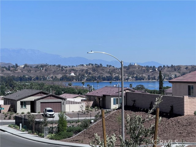 Detail Gallery Image 18 of 18 For 33313 Riverside, Lake Elsinore,  CA 92530 - 4 Beds | 3 Baths
