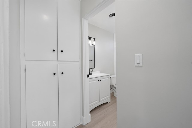 503 Saint Andrews, Newport Beach CA: https://media.crmls.org/medias/46909481-2673-4fb6-94b8-70508f86433c.jpg