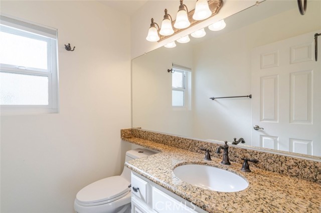 Detail Gallery Image 7 of 27 For 31256 Quail Valley Rd, Castaic,  CA 91384 - 3 Beds | 3 Baths