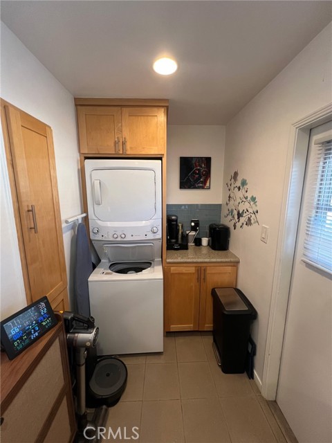 Detail Gallery Image 6 of 11 For 8318 Kittyhawk Ave, Los Angeles,  CA 90045 - – Beds | – Baths
