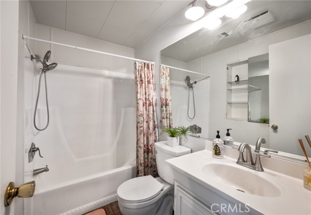 Detail Gallery Image 24 of 39 For 1065 Lomita Bld #295,  Lomita,  CA 90710 - 4 Beds | 3 Baths