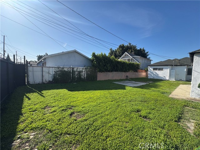 Detail Gallery Image 37 of 39 For 2916 Halldale, Los Angeles,  CA 90018 - 3 Beds | 2 Baths