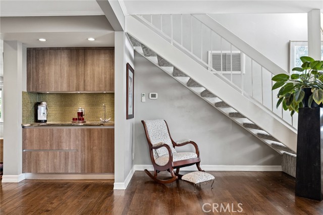 Up the stairway to the 2nd floor bedroom suite. Newer carpet and hardwood floors throughout.