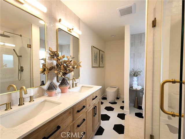 Detail Gallery Image 26 of 35 For 9331 Cape Cod Dr, Huntington Beach,  CA 92646 - 4 Beds | 3 Baths