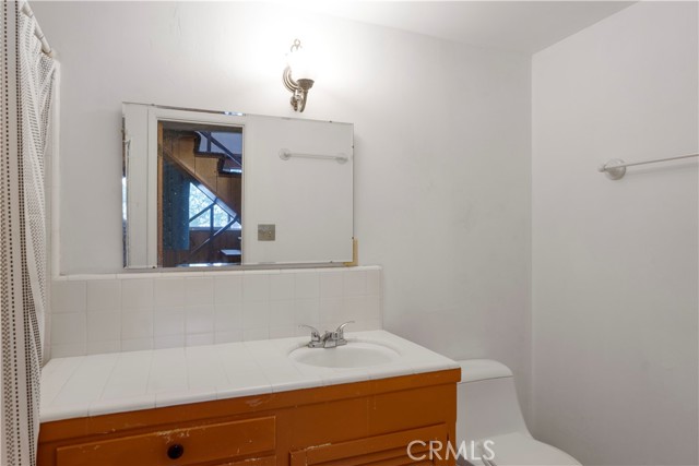 Detail Gallery Image 15 of 30 For 30687 Ferndale Dr, Running Springs,  CA 92382 - 2 Beds | 2 Baths