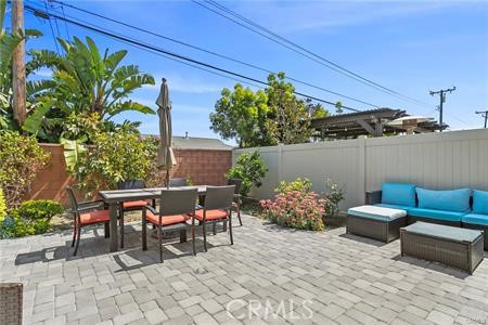 14432 Windfall Lane, Huntington Beach CA: https://media.crmls.org/medias/4693627c-4bf5-42f7-b690-b2b351659b3f.jpg