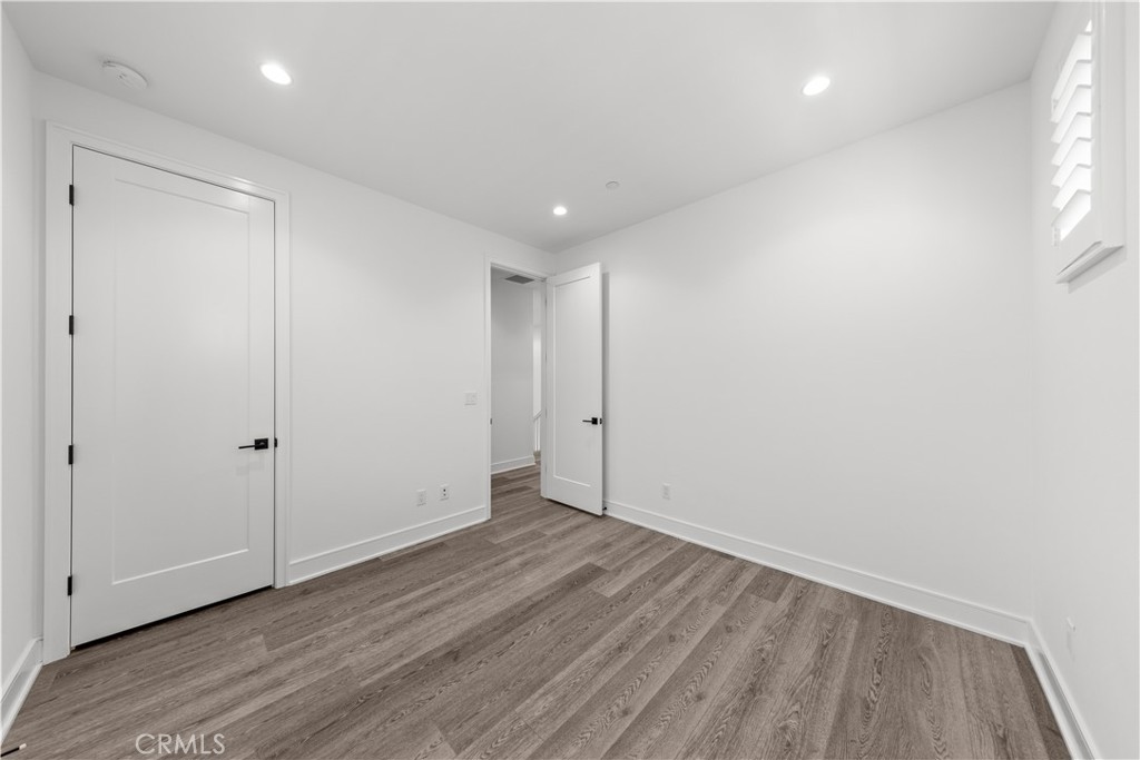 MLS #NP26163303 image #26
