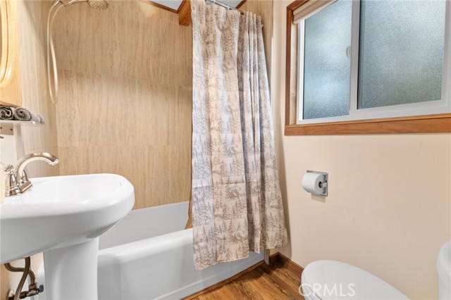 Detail Gallery Image 17 of 22 For 864 Elm St, Big Bear Lake,  CA 92315 - 1 Beds | 1 Baths