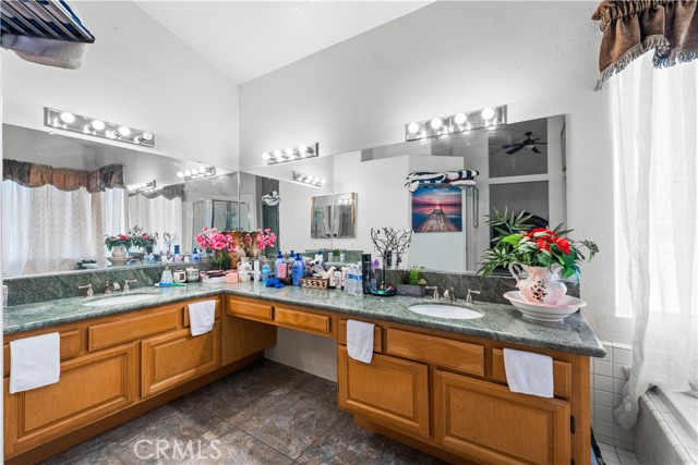 3410 Genoa Place, Palmdale CA: https://media.crmls.org/medias/46957983-1eff-4ba6-a2aa-3215fdbf5a0c.jpg