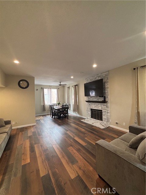 Detail Gallery Image 3 of 17 For 13901 Olive View Ln #57,  Sylmar,  CA 91342 - 3 Beds | 3 Baths
