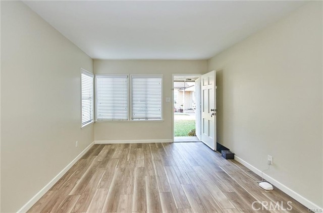 Detail Gallery Image 9 of 16 For 4747 Clark Ave, Long Beach,  CA 90808 - 1 Beds | 1 Baths