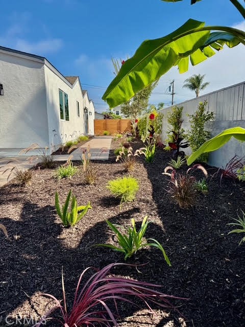 102 Trafalgar Lane, San Clemente CA: https://media.crmls.org/medias/4697083c-4e07-412a-b630-b8b021bf56cf.jpg