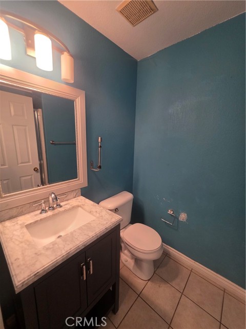 Detail Gallery Image 9 of 21 For 16080 Edgewater, Moreno Valley,  CA 92551 - 4 Beds | 2/1 Baths