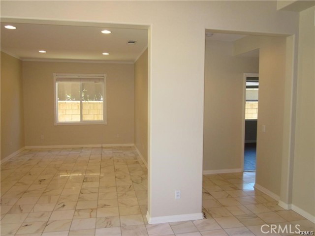 Detail Gallery Image 5 of 44 For 27086 Pumpkin St, Murrieta,  CA 92562 - 5 Beds | 3 Baths