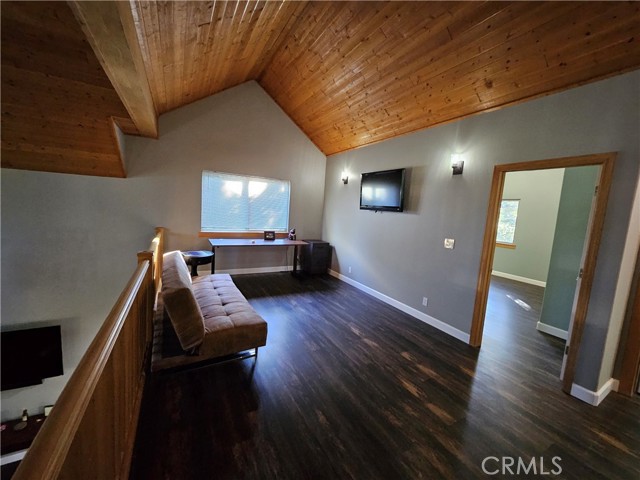 Detail Gallery Image 28 of 43 For 218 Chippewa Ln, Lake Arrowhead,  CA 92352 - 4 Beds | 2/1 Baths