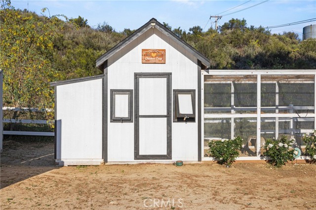 Detail Gallery Image 58 of 71 For 30737 Hasley Canyon Rd, Castaic,  CA 91384 - 4 Beds | 3 Baths