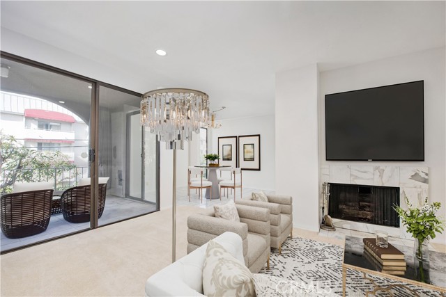 Detail Gallery Image 5 of 26 For 5340 Yarmouth #205,  Encino,  CA 91316 - 2 Beds | 2 Baths