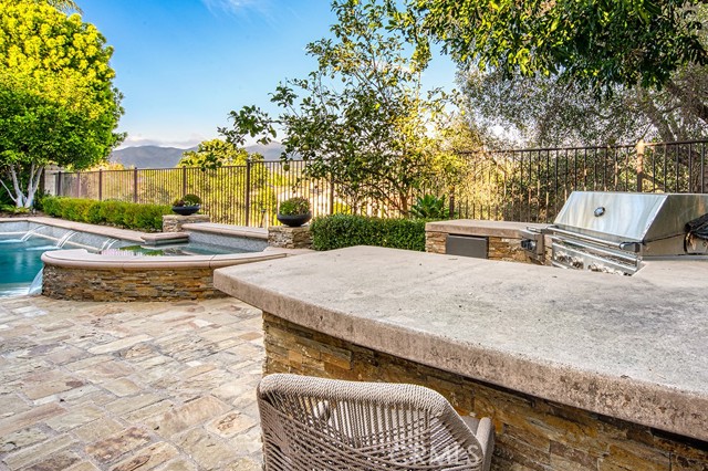 Detail Gallery Image 37 of 52 For 16 Golden Poppy, Coto de Caza,  CA 92679 - 5 Beds | 5/1 Baths