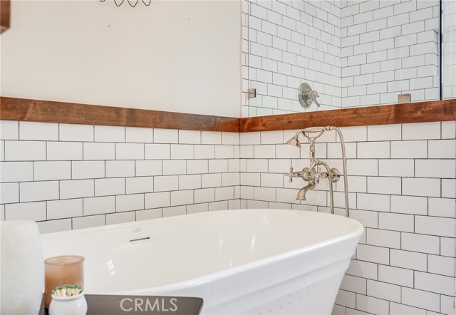 2002 Robinson Street, Redondo Beach, California 90278, 3 Bedrooms Bedrooms, ,2 BathroomsBathrooms,Residential,Sold,Robinson,PV21181666