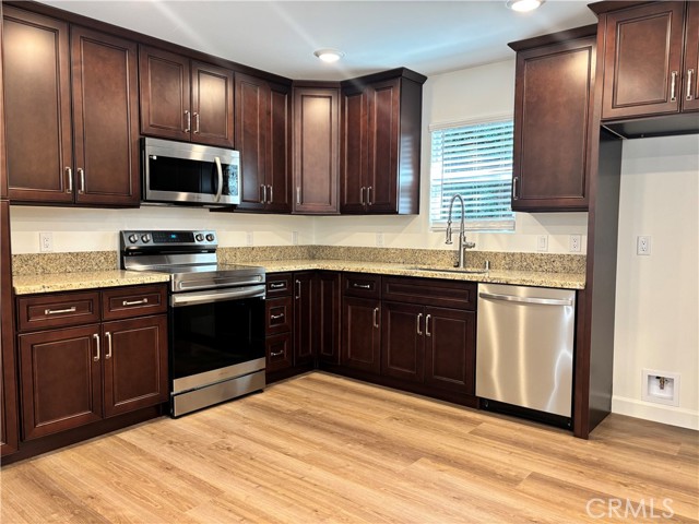 Front Image Thumbnail for CRCV26037004