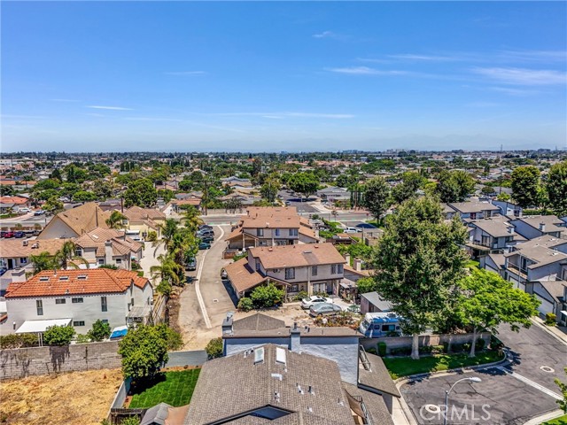 738 Amberwood Drive, Santa Ana CA: https://media.crmls.org/medias/469b9616-d985-48af-ad1a-504ed6a56802.jpg