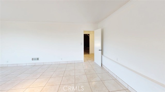 Image 16 of 28 For 5338 Waldo Place