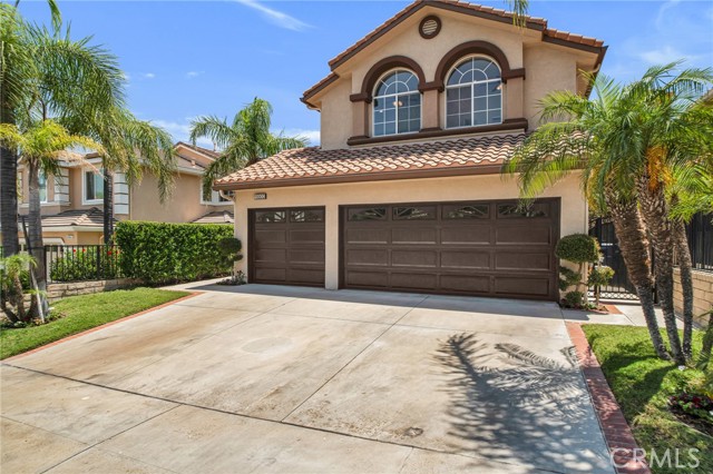 19900 Mariposa Creek Way Way, Porter Ranch CA: https://media.crmls.org/medias/469c37df-132e-49c1-8de5-6ef50590a106.jpg