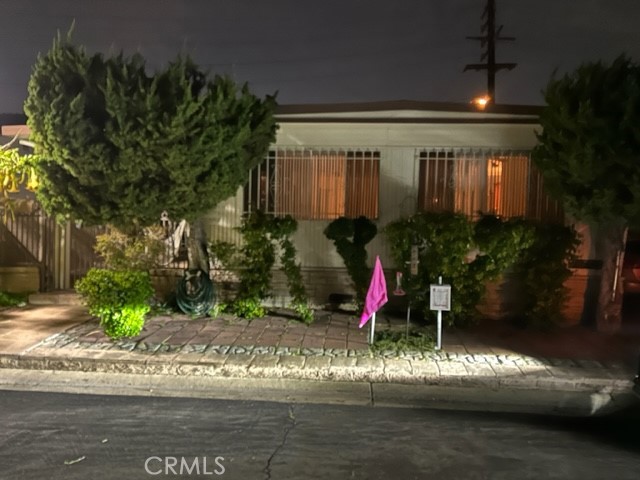 12 Granada, Tustin, CA 92780
