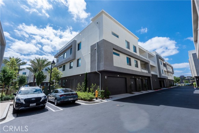 1851 S Union St, Anaheim CA: https://media.crmls.org/medias/469d5a51-ed68-4683-b64e-57b718a0b3f8.jpg