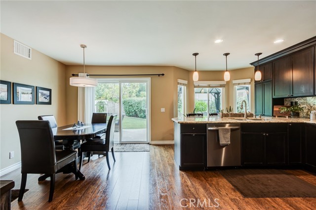 Detail Gallery Image 21 of 63 For 41 Royal Tern Ln, Aliso Viejo,  CA 92656 - 4 Beds | 2/1 Baths