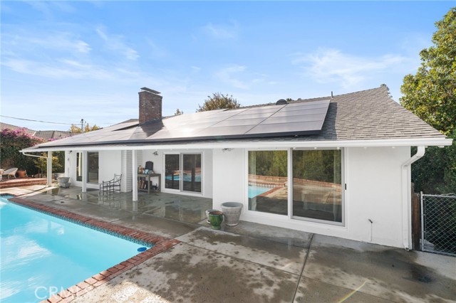 Detail Gallery Image 28 of 30 For 23843 Crosson Dr, Woodland Hills,  CA 91367 - 3 Beds | 2/1 Baths