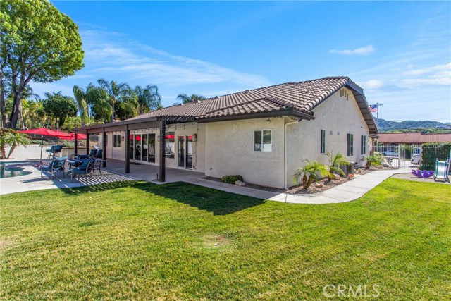 Detail Gallery Image 40 of 52 For 3009 Shadid, Colton,  CA 92324 - 5 Beds | 3/1 Baths