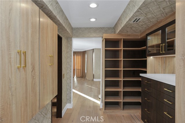 Detail Gallery Image 10 of 40 For 18826 Winnwood, Santa Ana,  CA 92705 - 3 Beds | 2 Baths