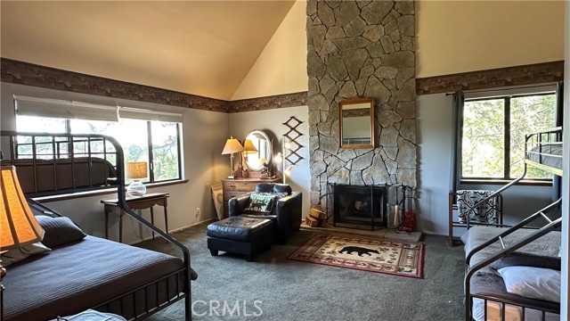 Detail Gallery Image 14 of 26 For 27808 Alpen Dr, Lake Arrowhead,  CA 92352 - 4 Beds | 3/1 Baths