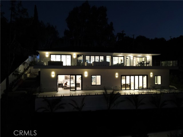 3929 Fredonia Drive, Los Angeles, California 90068, 5 Bedrooms Bedrooms, ,4 BathroomsBathrooms,Single Family Residence,For Sale,Fredonia,IG24155650