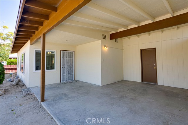 Detail Gallery Image 3 of 37 For 7101 Tamarisk Ave, Yucca Valley,  CA 92284 - 2 Beds | 1 Baths