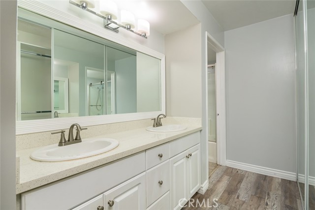 Detail Gallery Image 9 of 42 For 5500 Owensmouth Ave #324,  Woodland Hills,  CA 91367 - 2 Beds | 2 Baths