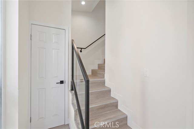 11647 N. Paso Robles Avenue, Granada Hills CA: https://media.crmls.org/medias/46a37013-9a6d-48d4-ace4-db7caf1bc31c.jpg