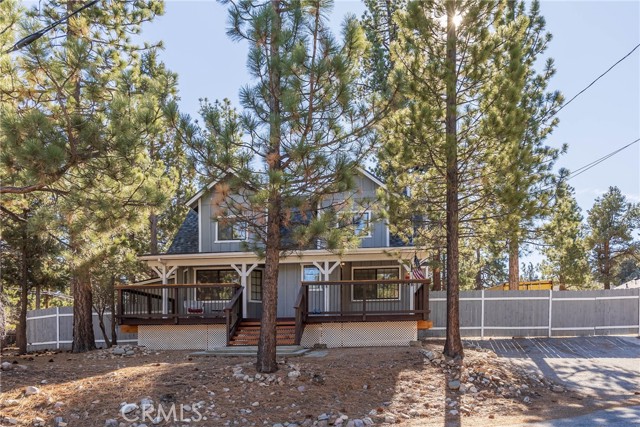 301 Downey Drive, Big Bear City CA: https://media.crmls.org/medias/46a39fc6-db93-4d37-ad6d-435bdb3f4278.jpg